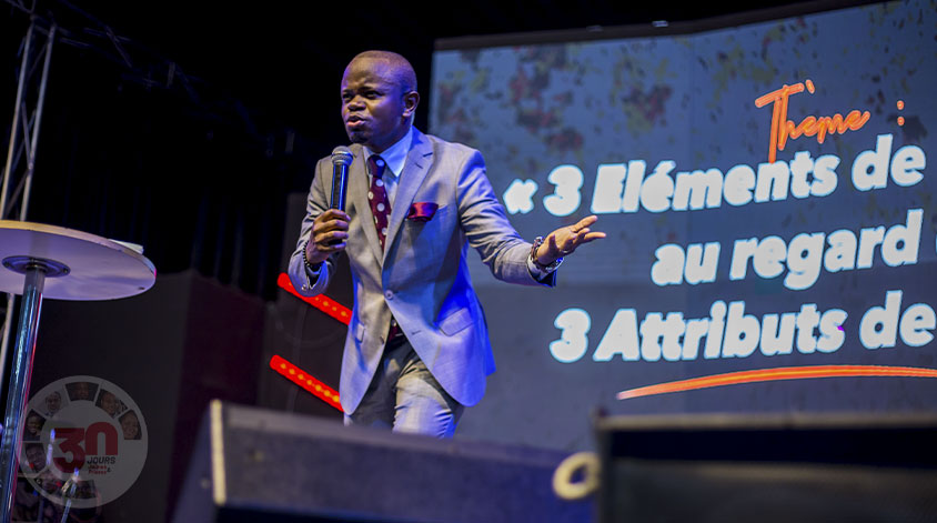 ce_phila's tweet image. #PROSTERNES ( JOUR 8 )
Thème : 3 éléments de l'amour au regard de 3 attributs de Dieu.

Dieu ne se trouve pas seulement où nous sommes; Dieu se retrouve aussi là où nous ne pouvons pas être afin de nous défendre.👇👇 Voir plus👇👇
 instagram.com/p/CHdORtfINlY/