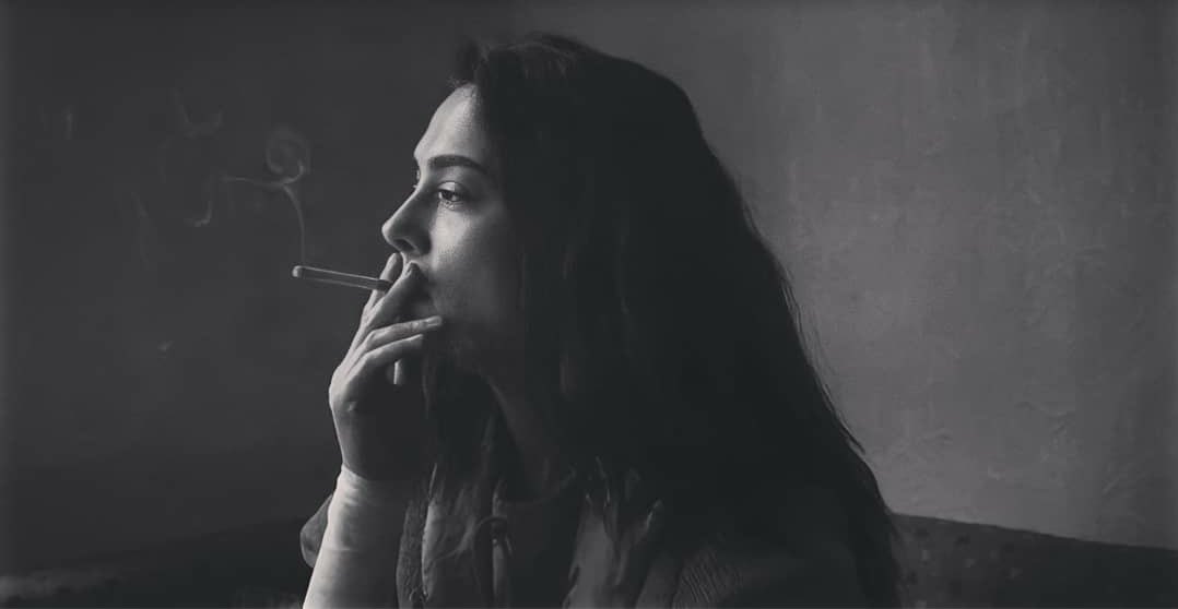 "Kendi acına asker ettin kendini, terhis ol artık. Şafak kaç? "