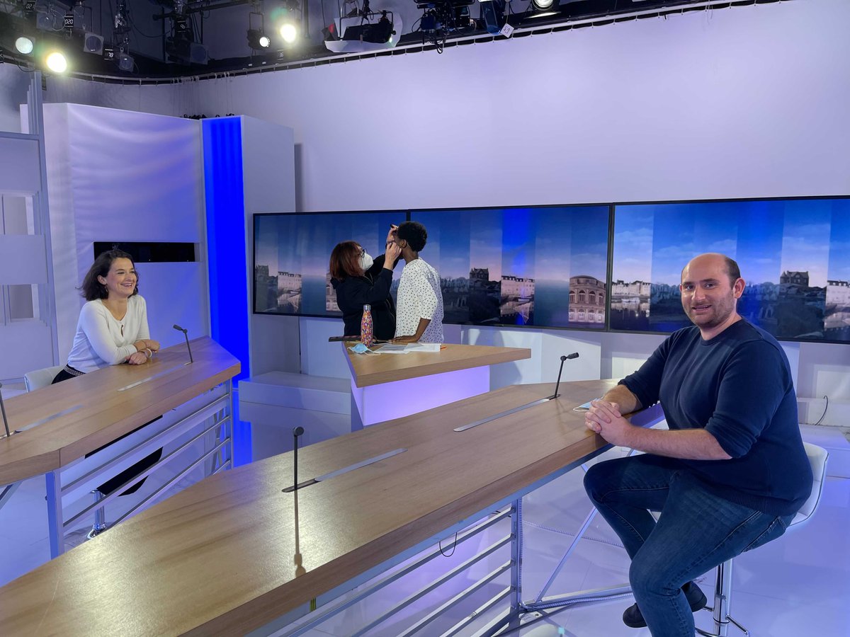 InsaniamFrance's tweet photo. Et si on parlait de marketing d'influence ?

En tout cas, c'est le sujet ce matin pour Alexandre Amigouët qui a été invité sur le plateau de @france3Bretagne pour apporter son expertise sur le sujet et parler de @HelloADB https://t.co/51xlNsSIXa