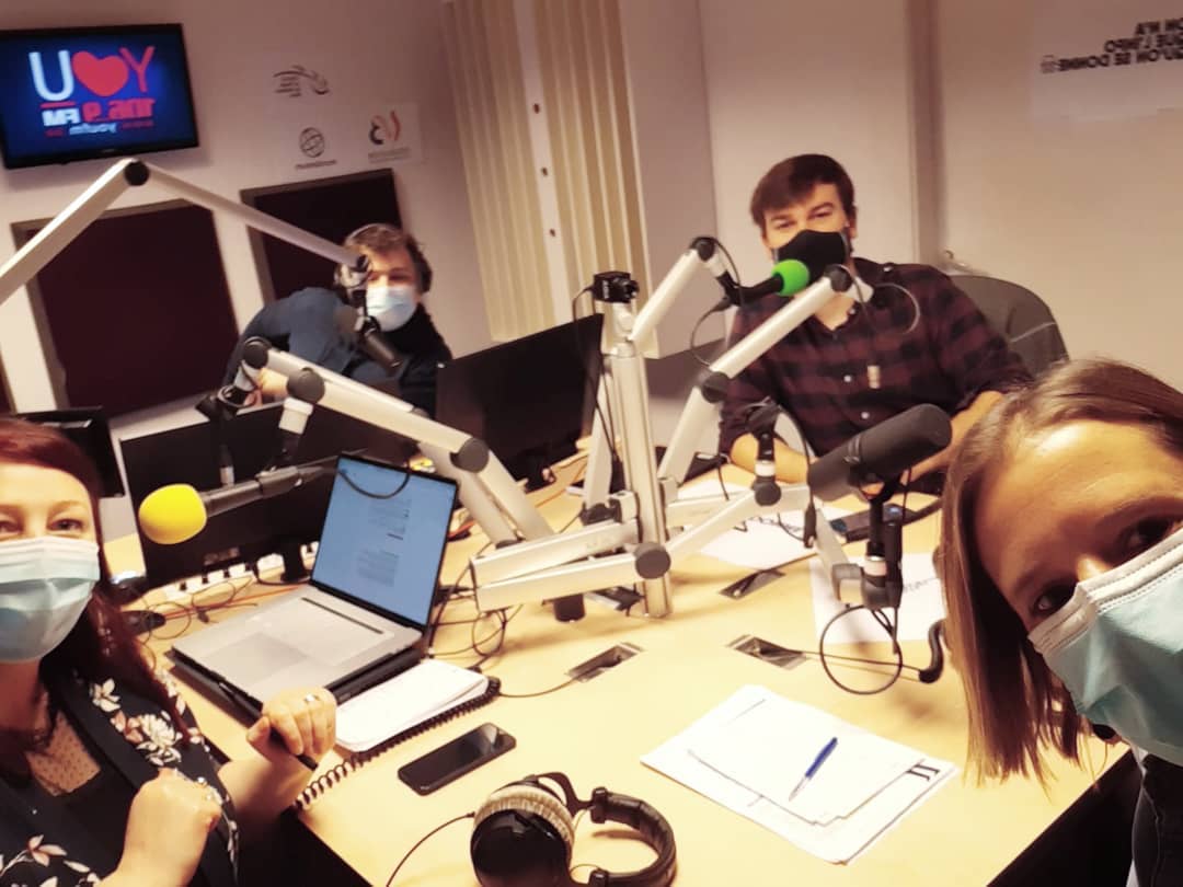 Diffusion de l'émission " Algorithmes et bulles de filtres" ce vendredi 20.11 10h30 ! Avec <a href="/youfmbe/">YOUFM</a> @Media_Animation <a href="/martinculot/">Culot Martin</a> <a href="/victorwiard/">victor wiard</a> @actionmediajeune @matheuszkukulka <a href="/ClubPresseMons/">Club Presse Mons(BE)</a> <a href="/Mundaneumasbl/">Mundaneum</a>