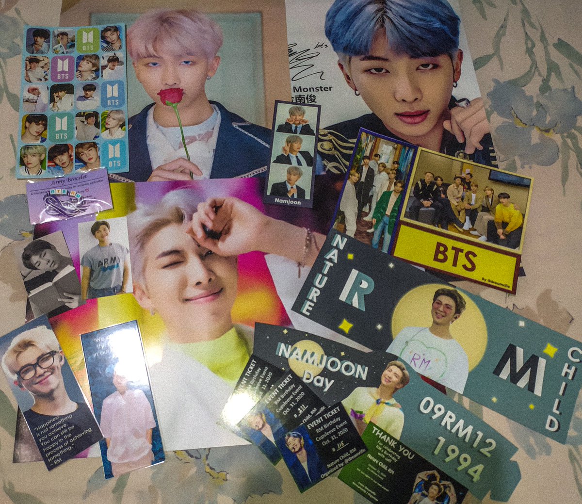 yoonkachuu's tweet photo. Miss na miss ko na talaga pumunta sa mga CSE 😭 
Jimin, Jin, and V (sana pasok sa scheeed) na next!
#FindTimewithJK #NatureChildRM #DreamrificEvents #DreamrificARMYfamily 

ang cutie nung JK figurine 🥺 naubos ko na ata swerte ko dito 😂 https://t.co/dxdCPnxLOn