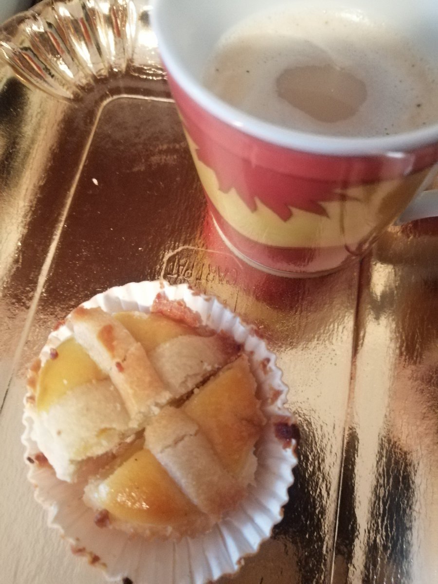 LaConsiglieria's tweet photo. .@Deliveroo_Italy
Il mio modo di stare assieme al mio mondo, quello della #ristorazione #helpisGood
@OriettasRecipes @paoloigna1 @pam @FlipRuth @viaggichemangi @cittameridiane @carabaga @aFoodEst @cibo_sogood @anboemo @Barbaga3Gaetano @micheleincucin1 @Eugenio_Boer @strayidler https://t.co/8VxUwKQwXv