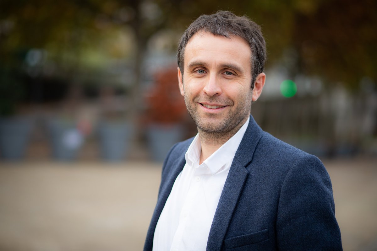 LaFrancesengage's tweet photo. Bienvenue à @BaldinDamien, le nouveau Directeur général de @LaFrancesengage #LauréatsFFE 
De @LeChoixdelecole à @lafrancesengage, il n’y a qu’un pas ! 
Son but : fédérer les énergies privées et publiques au bénéfice d'un projet à fort #impactsocial !
📰CP: https://t.co/RmY73SBH9O https://t.co/1BIB4BMCWi