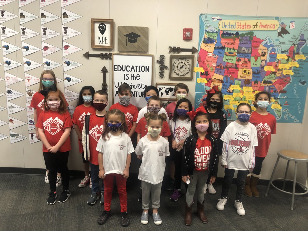 NPE_Counselor's tweet photo. Generation Texas Week is starting off by "Aiming High" and supporting @ClearBrookHS. Our Rockets can't wait to become CBHS Wolverines! 
Our GTXW trivia question is-- which teacher attended a college that has a kangeroo as its mascot? @NPERockets https://t.co/yafH0G6lsJ