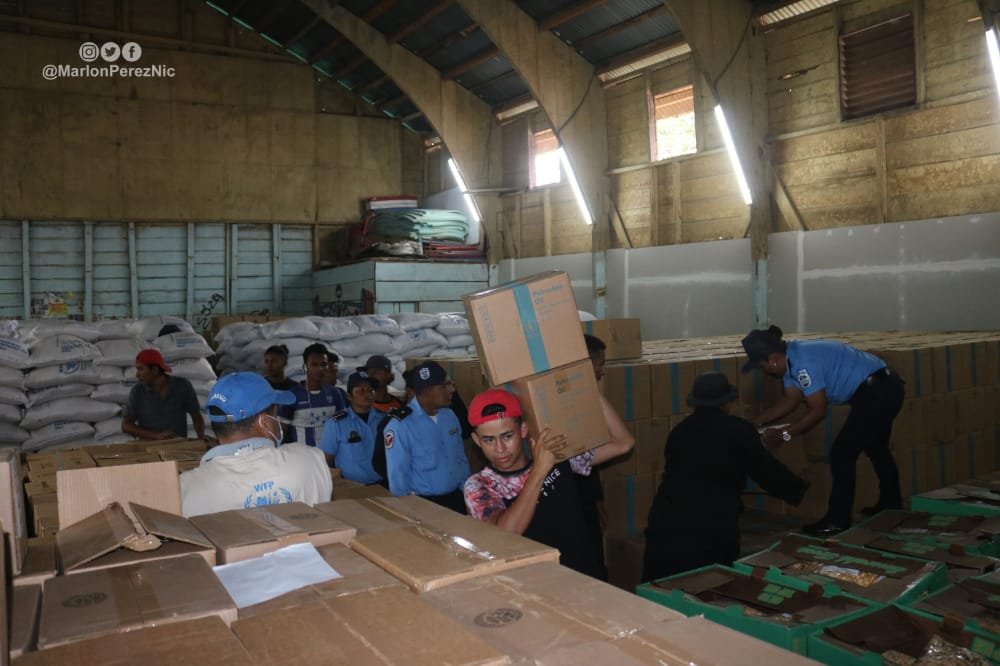 canaltn8's tweet photo. #AHORA #Nicaragua | En el Municipio de #Siuna el #CODEPRED, inicia el envío de alimentos y avituallamiento al Municipio de Rosita para garantizar la atención de las familias en los albergues. https://t.co/vn35C5PHVR