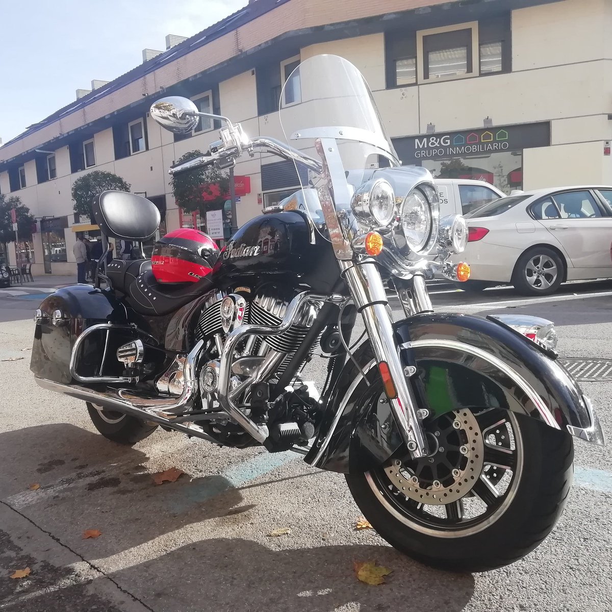 DavidGNavarrete's tweet photo. El día perfecto para disfrutar de una #INDIANMOTORCYCLE 111 .
Por dias como estos, vale la pena trabajar... ¡Saliendo a montar ahora!
@millacustom @IndianMotoFans @polarisspain @rafadosl @miriamtorrens @MotorADNmag
#espiritucustom #custompowerwheels https://t.co/VHdssOQ1Te