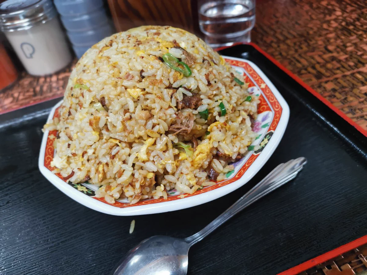 スープとしてラーメンが付いてくる！札幌の「こく一番」さんのチャーハンが絶品！！