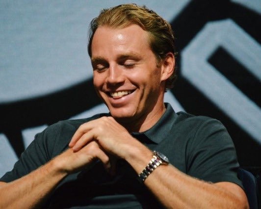 day 99 of nhlers as cute animals: patty kane as the puppy emoji , courtesy of  @thathockey_