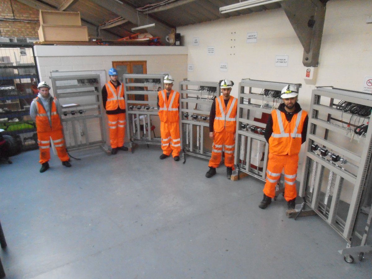 RTTSolutions's tweet photo. Do you want to start a career within the Rail industry?

For further information, please send 'INSTALLER' to info@rttsolutions.co.uk
#careerswithpurpose #signalling #Railindustry #training #Ipswich #Career #learning https://t.co/khHPqmhvTM