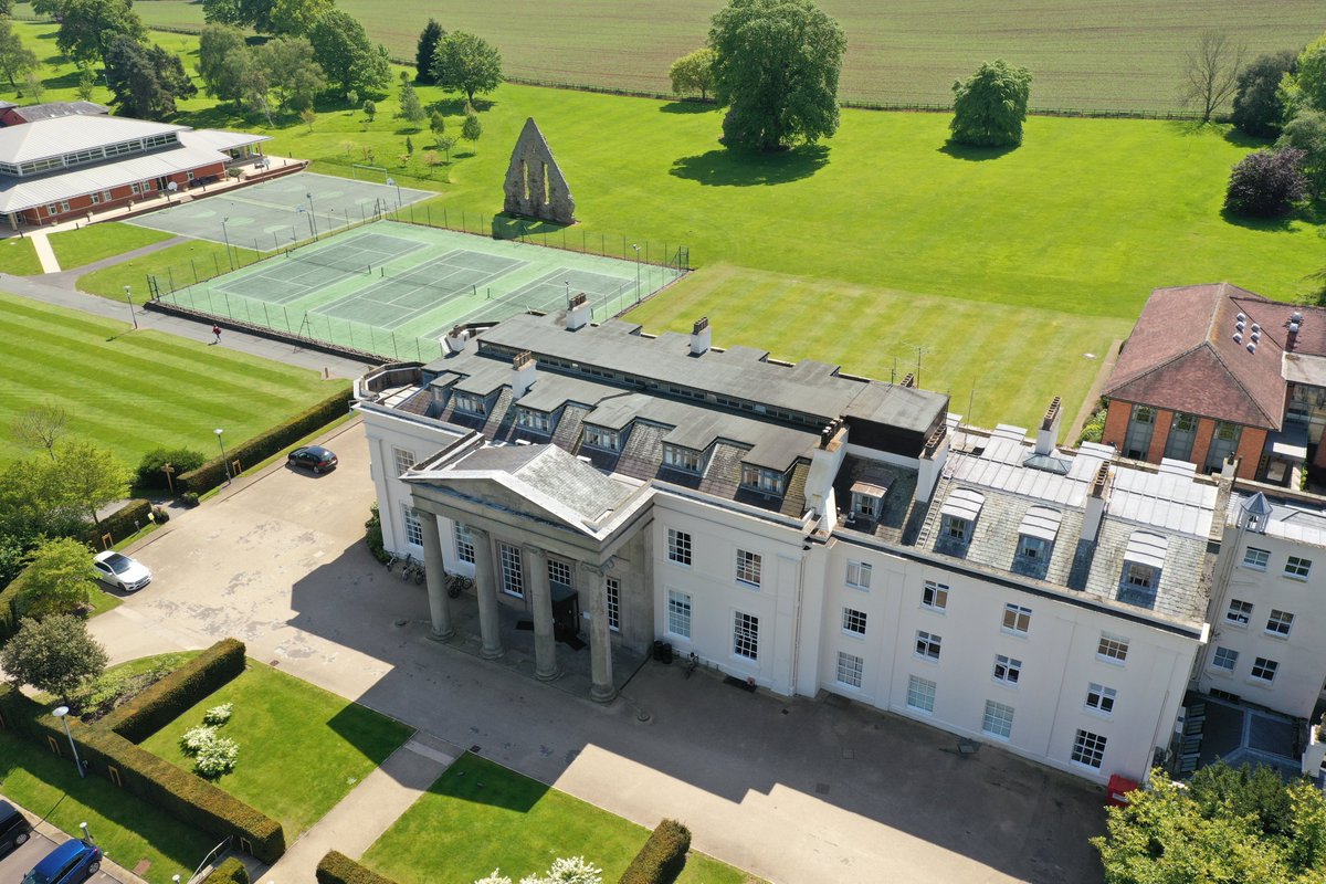 ConcordSummer's tweet photo. NEWSFLASH!

2021 applications are now live - AND, you can apply on 
@ConcordCollege's brand new Summer School website:
https://t.co/fBAfoCy27l

#ConcordSummer #SummerSchool #Summer2021 #SummerSchoolUK #ApplyNow #ThePlaceToBe https://t.co/NFRPLZ93IE