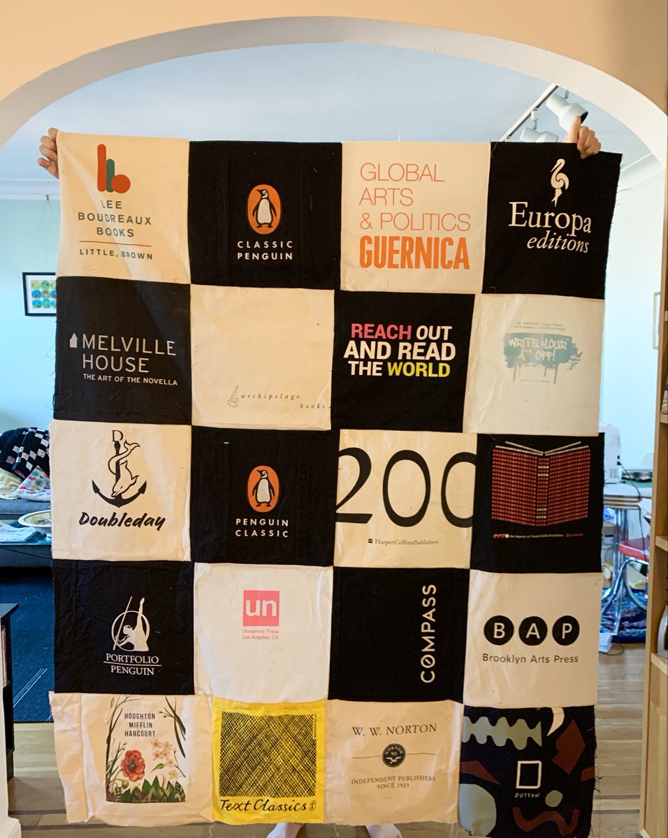 Good morning! I'm doing a raffle to help support  #indiebookstores in the U.S during the holiday season. See pic for the publishing tote bag quilt I'll be giving away. Next tweets will have rules, and where to enter. Will be running between today (Nov 16) - Monday Dec 14.