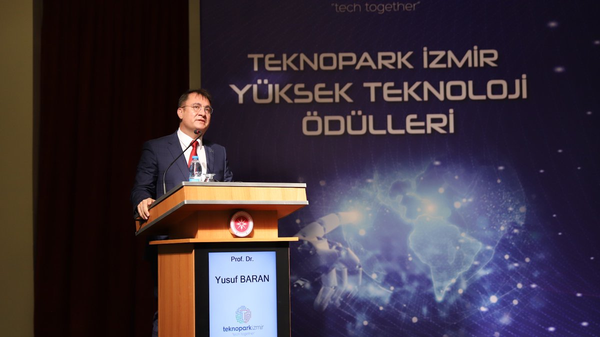 Teknoparkizmir_'s tweet photo. Geleneksel Teknopark İzmir Yüksek Teknoloji Ödülleri, sahiplerini buldu. 
2019 Yılı En İyi Büyük Ölçekli Kuruluşu, En İyi KOBİ ve En İyi Startup Firması kategorilerinde verilen “Yüksek Teknoloji Özel Ödülü” Vestel Elektronik, AdresGezgini ve Biolive Biyolojik Firmalarının oldu. https://t.co/wgnb2ZE6gG