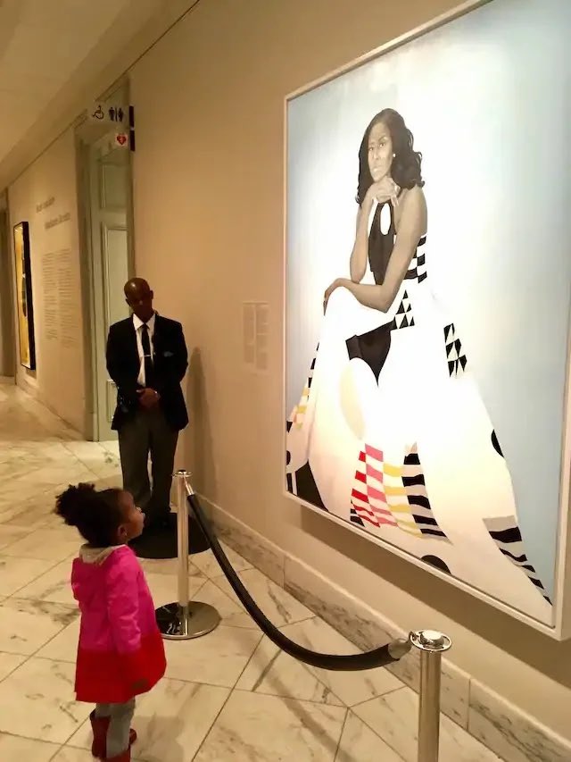 4. I’m reminded of the powerful image of 2 year old Parker Curry is standing in front of the former First Lady  @MichelleObama’s portrait at the National Portrait Gallery in Washington, D.C. (: Ben Hines)