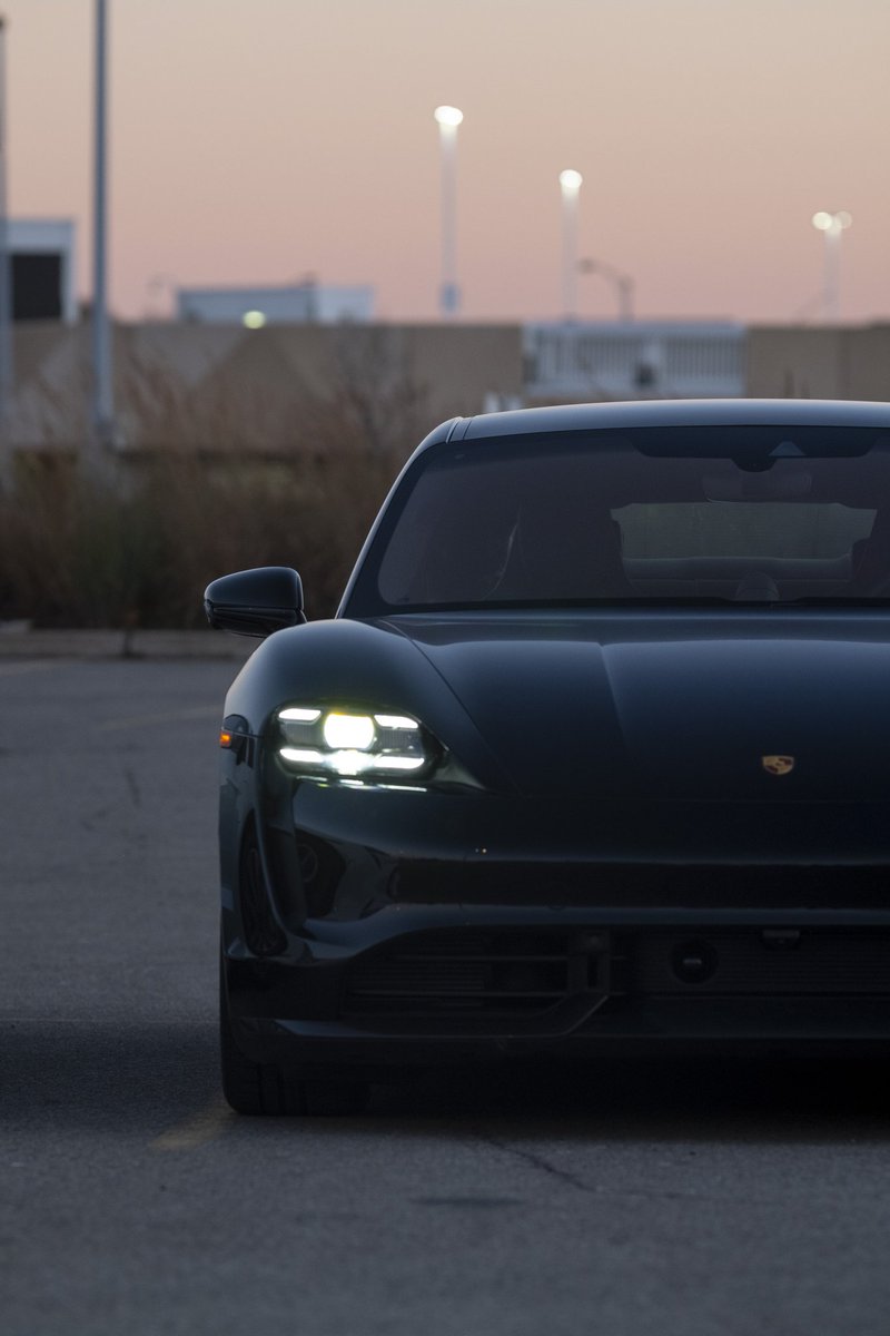NathanKelly77's tweet photo. I've spent some quality time with this car over the past couple months. It did not disappoint! ⚡⚡ #porschetaycan #porsche https://t.co/EwrnOtHQUg