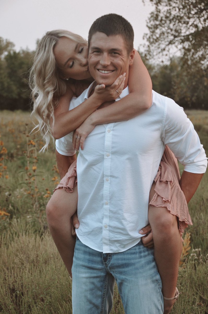 taylorbgraham's tweet photo. So he finally announced it! Austin made his dream of buying a house with land &amp; a shop come true♥️♥️
Together we will make it a home. I love this man so much, &amp; I am so proud of him! https://t.co/jDJlSOApCW