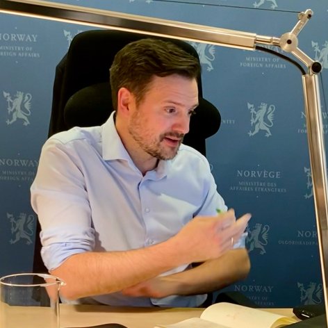 NorwayMFA's tweet photo. Access to vaccines, medicines and diagnostic tools is a human rights issue. Today int. development aid minister @dagiulstein spoke to his #Canadian counterpart Karina Gould about equitable access for all. #ACTogether https://t.co/xzVbppmBXC