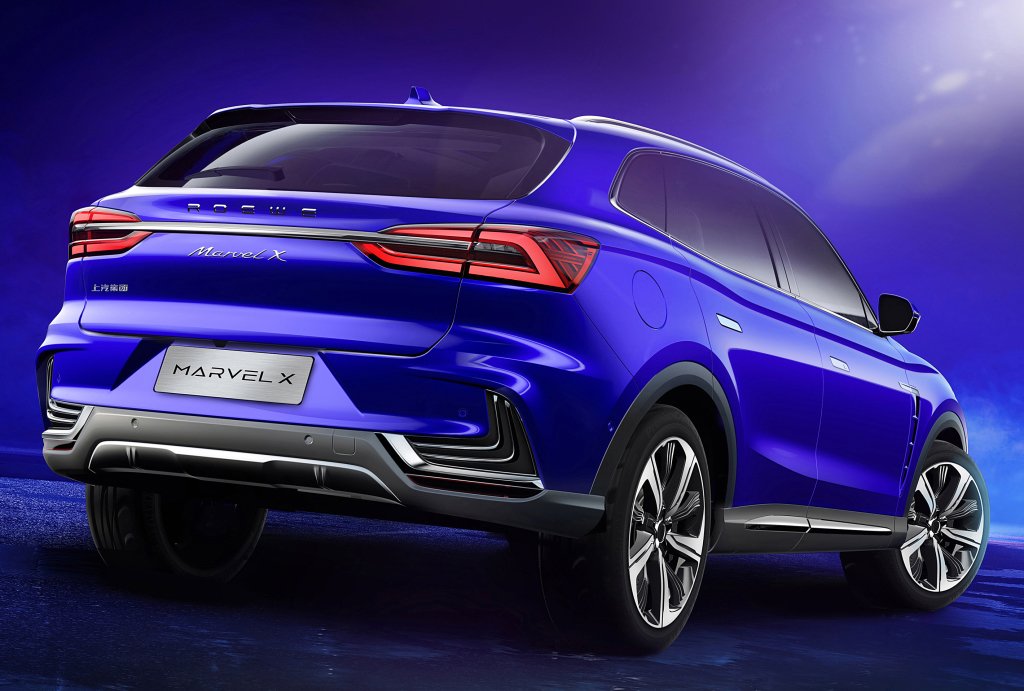 UltimativCars's tweet photo. @addict_car Well, w/ look onto the 2018 introduced #Roewe #MarvelX, @SAICMotorMG made a quite good job, I'd say. https://t.co/XNdrlxrx1j