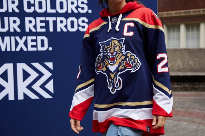 A first look at Alex Ovechkin's Reverse Retro Screaming Eagle jersey