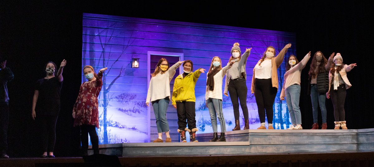 TheIHANJ's tweet photo. Congratulations to the cast and crew of “Almost, Maine” on another spectacular production! Special shout-out to Ms. Maureen McNulty, director of the performing arts, for safely bringing this show to life 🎭💙
#ihanj #almostmaine #ihafalldrama #falldrama 
📷: Paul Burns https://t.co/kBpxp4RREh