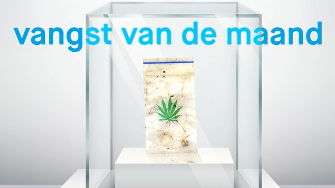 Dit item was zomaar in zee beland, ware het niet dat het door de #BubbleBarrier omhoog is gehaald en wij het op tijd konden vangen.
Iedere maand lichten we stukken afgevangen plastic uit: de vangst van de maand!
Deze maand: een wietzakje.
👉 https://t.co/MbKuAZOp1N
