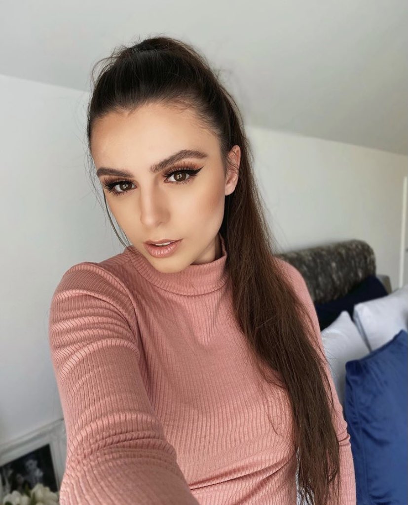 1092Aym's tweet photo. #cher #cherlloyd #cherlloydfans #cherlloydupdates #cherlloydbrats #brats #cherlloydisbeautiful #cherlloydworld #cherlloydedit #cherlloydisperfect 
#cherlloydqueen #cherlloydisamazing 
#cherlloydbrats #brats https://t.co/nf1V7H02x6