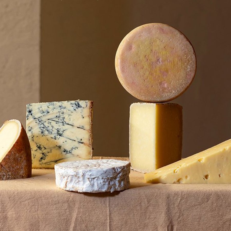 bculinary's tweet photo. Tiempo, calma y slow mode en pleno reinado de la inmediatez y lo efímero. Clara, de @Formaje_ 🧀, marca distancia de lo efímero y apuesta por experiencias que perduran. Lee más en #Gastronomia360: 👉https://t.co/n24MXXcGkx https://t.co/tJFU1swJbk