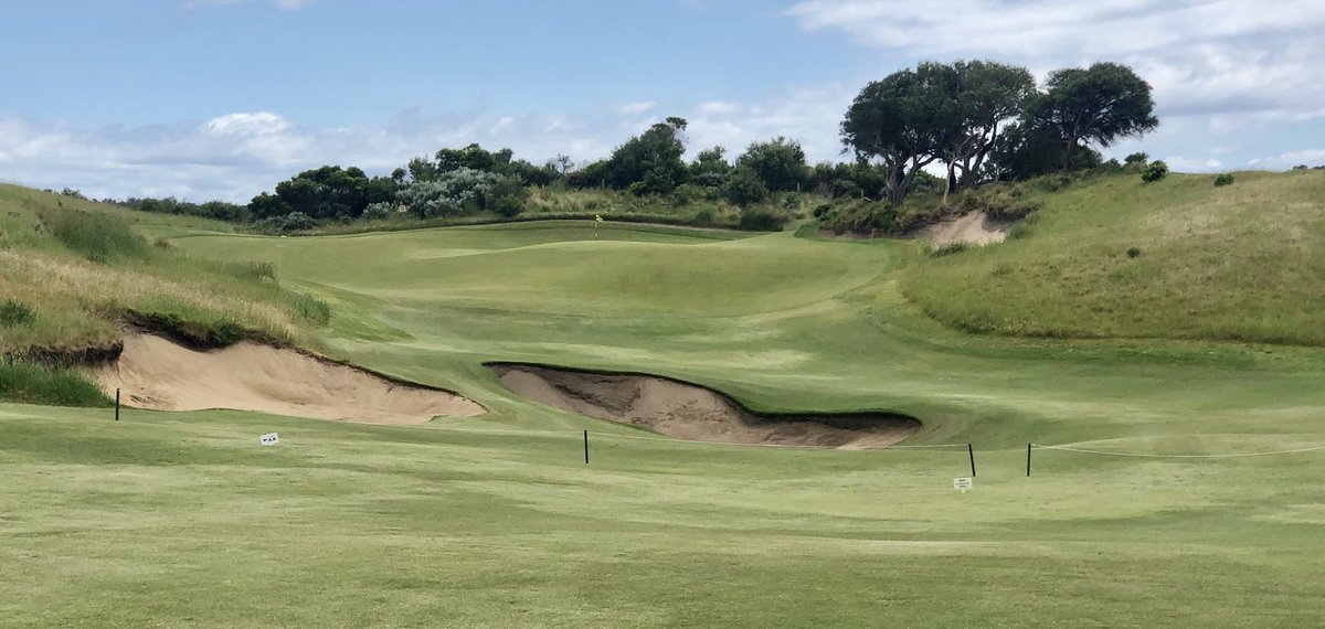 Great Golf Holes ⛳️ tweet media