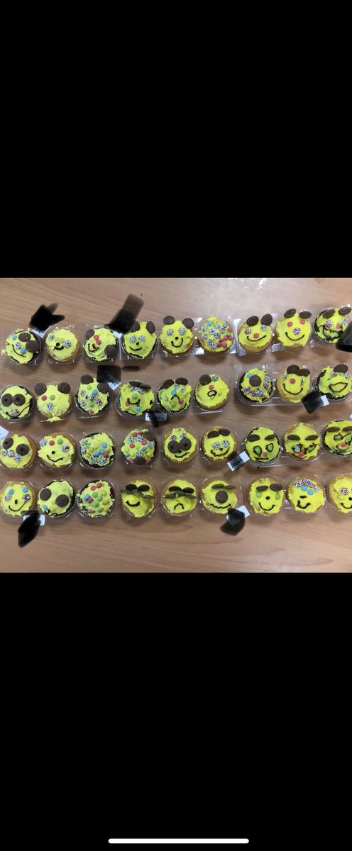 On Friday, Bramble class decorated and sold their Pudsey cakes...to themselves! They raised a brilliant £42.40 for Children in Need. Well done Brambles 🌟