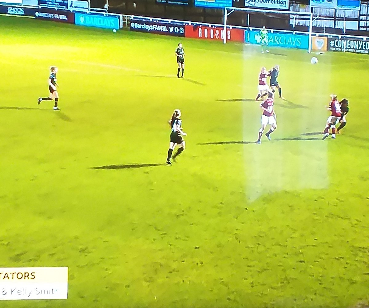 srfc1234hoops's tweet photo. Hi @SpursWomen can i suggest next time yous play @bristolcitywfc away that yous wear your white Jersey please #colourblind #colourblindawareness #colourblindproblems @colourblindorg @cbfootballfans https://t.co/Sad7ZFs1PV