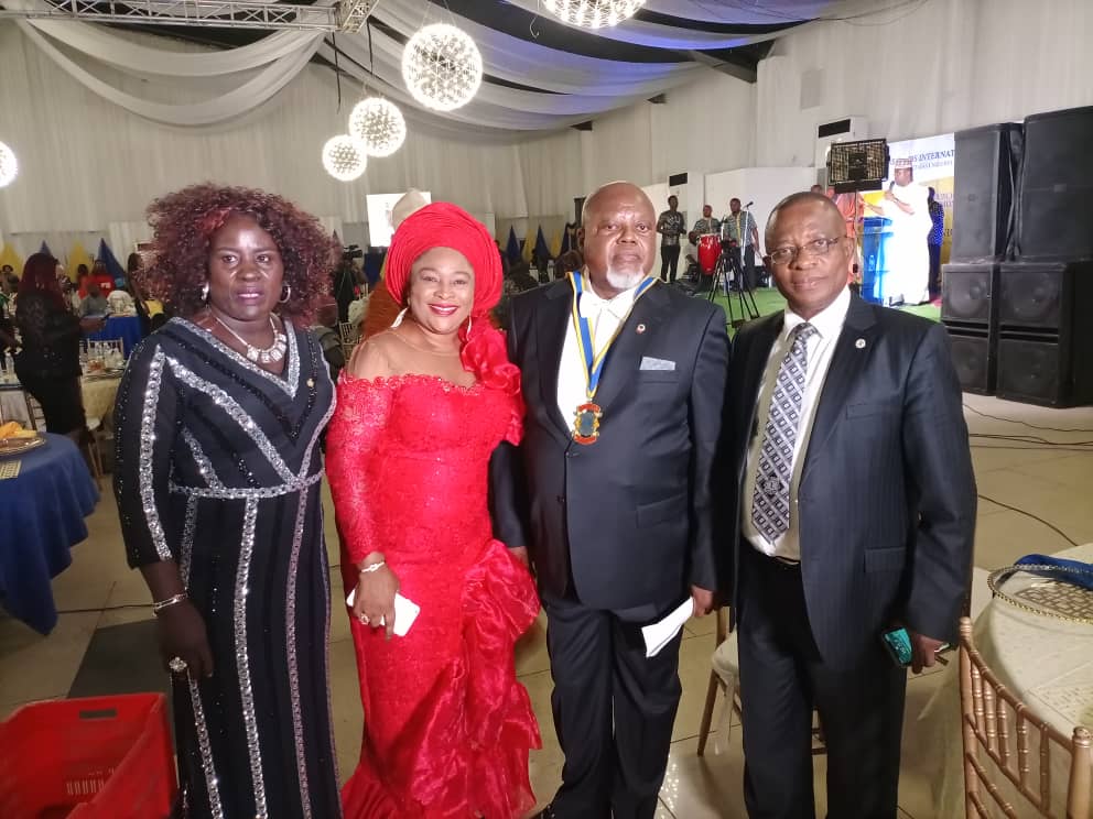 BondsofKindness's tweet photo. Together with DG Adetokunbo Aromolaran and 2nd Vice District Governor Lion Ano Anyanwu, and Region 9 GMTC, Lion Dora Adebayo
#DGAromolaranOfficialPresentationAndFundRaisingCeremony

#BondsOfKindness https://t.co/XXQNFpSSLP