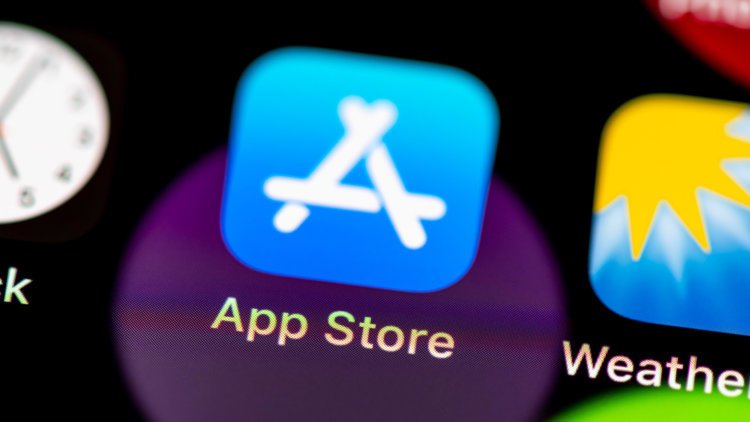 mobitimes's tweet photo. В топе App Store оказалась поддельная версия #игры Among Us - https://t.co/ZymgUwrijs #IOS #игры #Новости https://t.co/xzG6m0IBlM