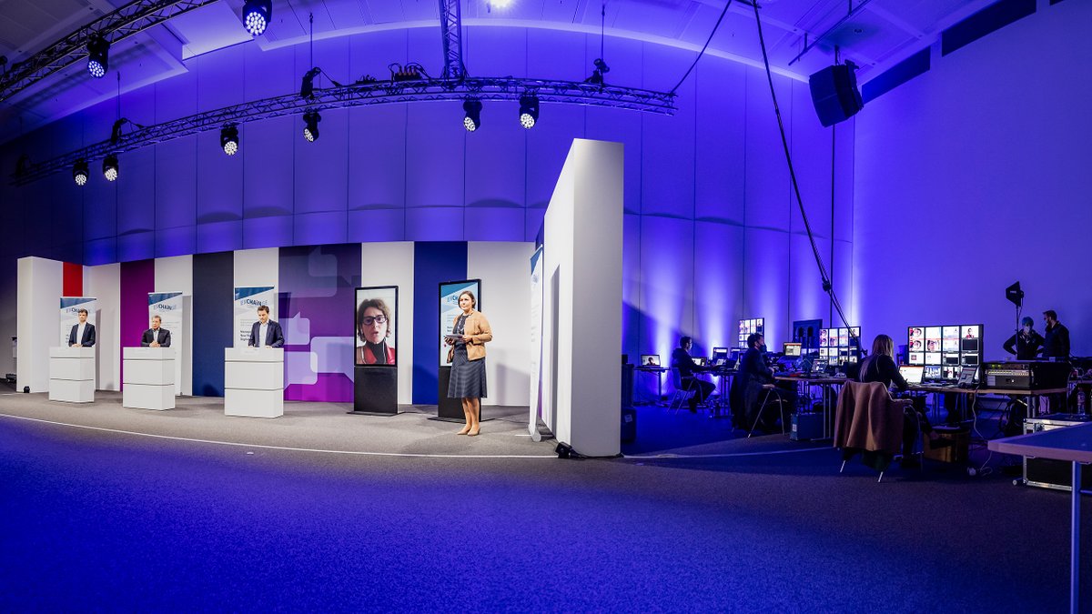 EXCHAiNGE's tweet photo. Innerhalb weniger Tage haben wir die EXCHAiNGE 2020 gemeinsam mit der Messe Frankfurt von einem hybriden Eventkonzept auf ein rein Digitales umgestellt. Alle Redner und Partner haben großartige Unterstützung geleistet und waren live mit dabei – vielen Dank dafür!#exchainge @hym20 https://t.co/aVcD0hYjSK