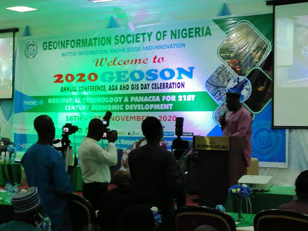 geoson_ng's tweet photo. The Chief Host, Honorable Minister of Science and Technology, Dr. Ogbonnaya Onu represented by DG NASRDA declaring the conference open.
#GISDay #geoson #geoinformation #geospatial https://t.co/YG8CyIFMmM