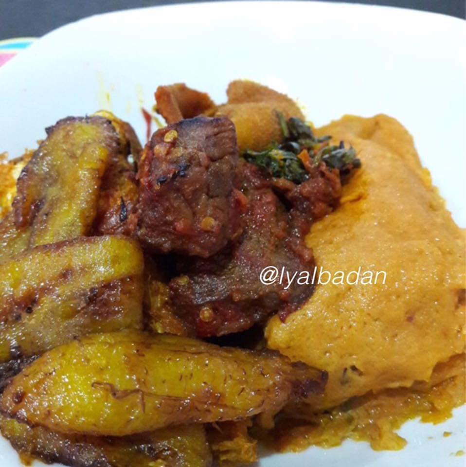 mistacooliyoo's tweet photo. It’s a brand new week , new opportunities, New open doors🙏❤️... what’s ur plan for the week? Ours is to help you cook your sumptuous Ogunfe, Amala &amp; gbegiri while you Relax 🥰 @IyaIbadan We dey here!😋 Call us NOW: 08100080085 We deliver Right on Time #Obètódùn #TWOmusic https://t.co/IrOmzqX2zs