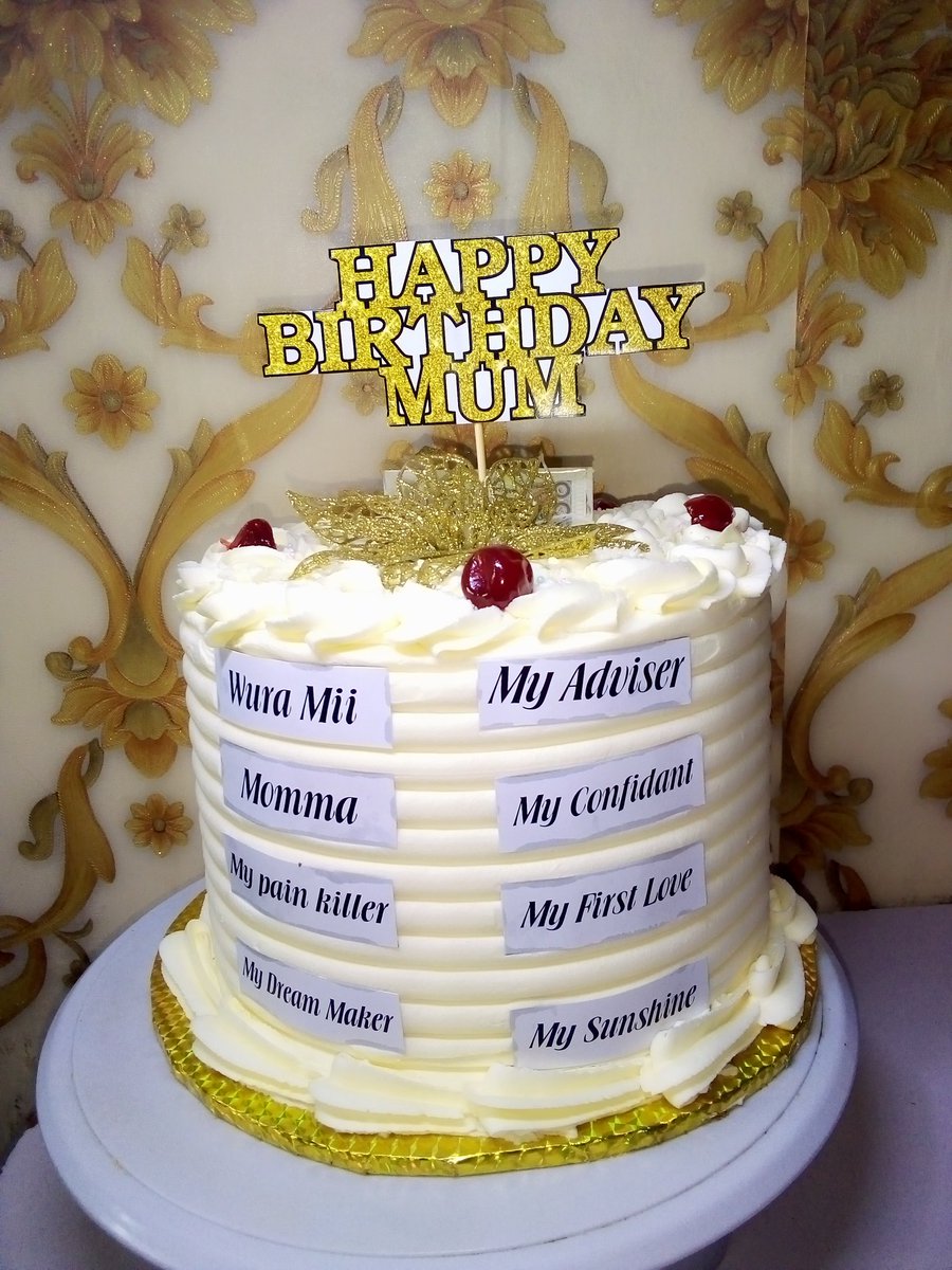 jamiusalamot's tweet photo. Beautiful money cake for mum
#cakeformum
#naijabakers
#nigerianbakers
#topbakers
#its9jacakes
#moneycake https://t.co/we0jbubZ2Q