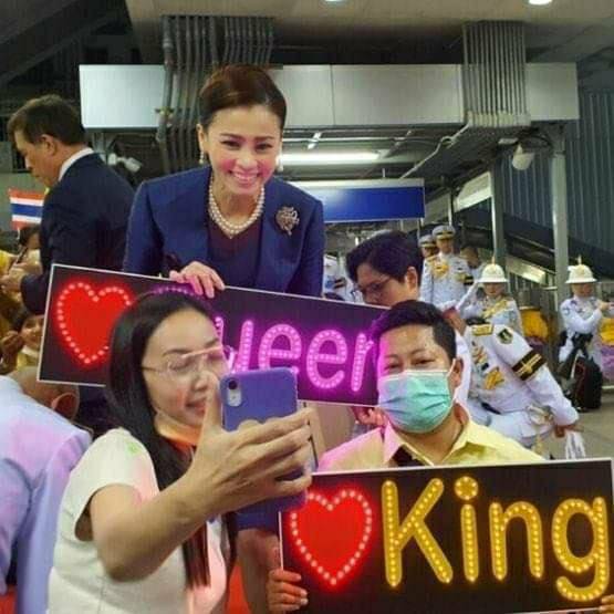 Tonglar1's tweet photo. #สามัคคีในความเป็นไทย
#เราจะเดินไปด้วยกันด้วยความรัก https://t.co/9D3TtiF1VF