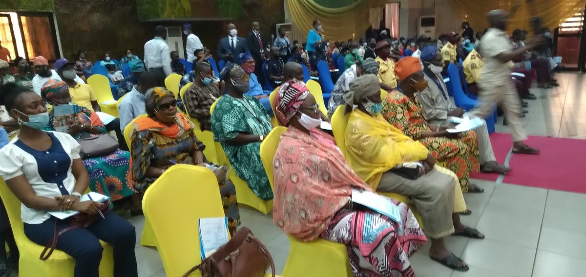 YEFNigeria's tweet photo. It's #worlddayoftolerance! 
Show #tolerance, #respect and live in #peace with others  
#YEFNigeria invited by @followlasg  #ministries of #youths &amp; #social #development and #Home #Affair 

#COVID19
#Tolerance
#Peace
#Respect
#YEFNigeria
#Lagosgovernment
#MYSD https://t.co/9eoiUY90gi