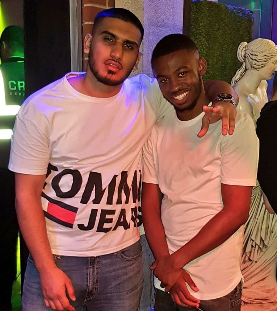 fredsz_'s tweet image. Happy birthday to the man to never call first when you have beef @T_bertie96 🤣🤣🤣🥳🥳🥳❤❤❤ my bro  #NoAnswer