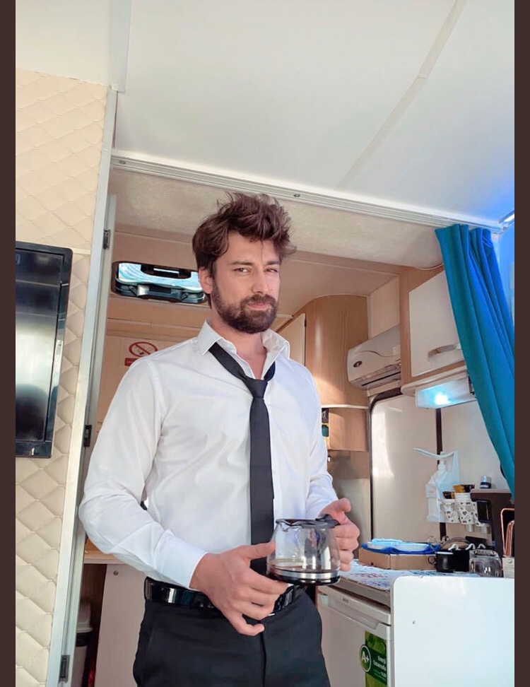 Alpimmm1's tweet photo. Seni yiyorumdur meselaaaa. 😂😂😅❤️❤️❤️Tatlılık seviyemmmm. 
#AlpNavruz https://t.co/9f5aIOJEoj