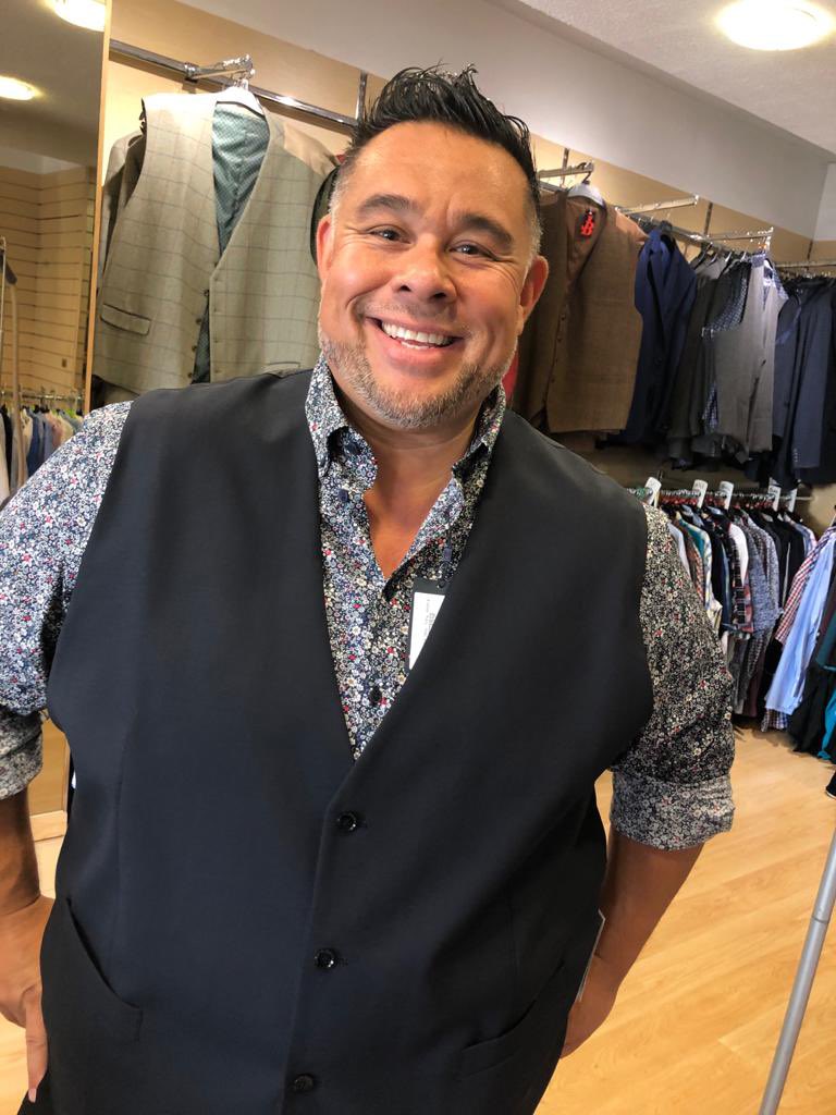 bigtalluk's tweet photo. Loving the style for @Kwoklyn_Wan for his new series #chinesetakeawaykitchen coming in the spring. 
This look can be achieved with a striking shirt and waistcoat and really suits him -don’t you agree? https://t.co/oja91h6ujU #waistcoats https://t.co/iYvzzijRr8