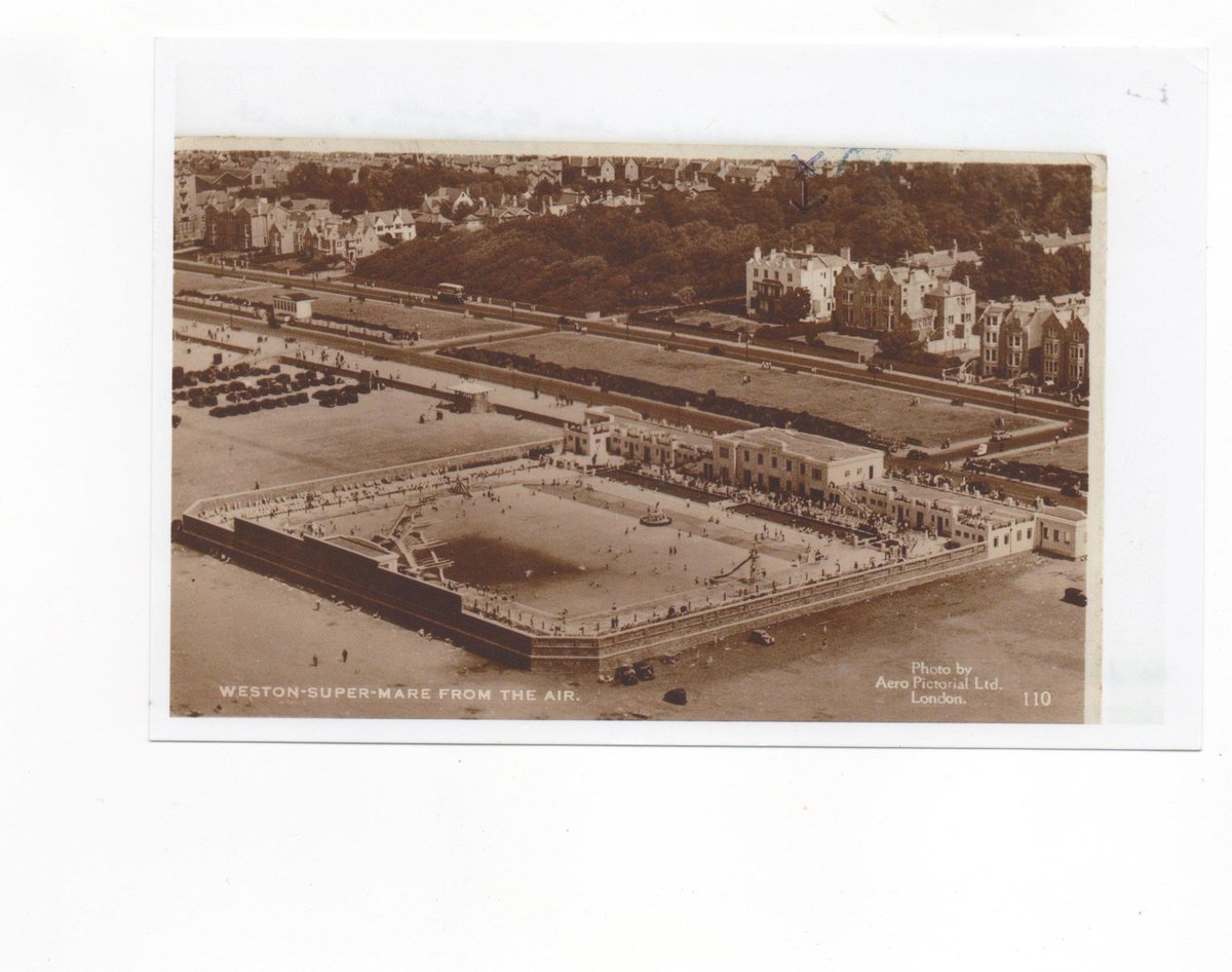 The 20th century saw new attractions in Weston such as the Winter Gardens Pavilion (opened in 1928) or the Pool which officially opened in 1937. 8/ https://maps.bristol.gov.uk/kyp/?edition=nsom&layer=Community%20layer&x=331612.7&y=160653.55&extent=956.07