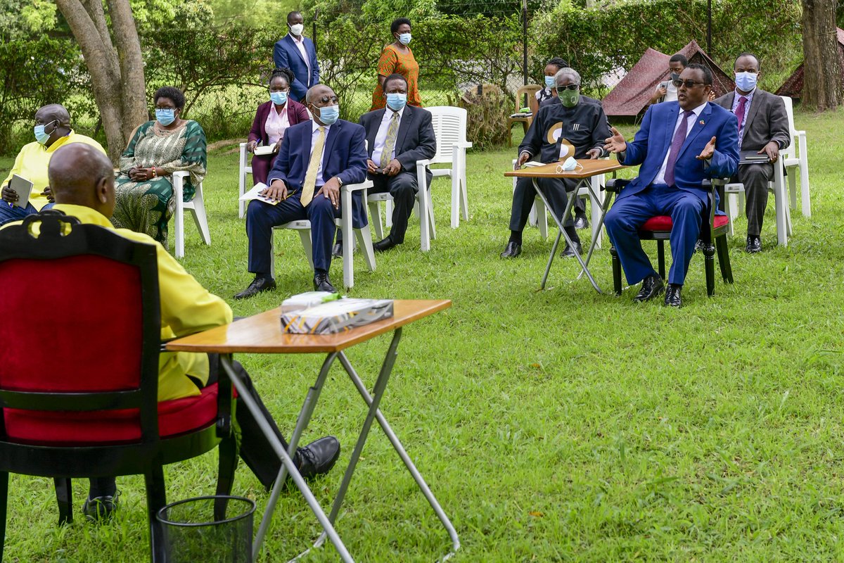 KagutaMuseveni's tweet photo. Our discussion focused on the peace and security issues affecting Ethiopia currently. Being one of the oldest countries that was not colonised in Africa, Ethiopia is the pride of the continent. https://t.co/PYHnykTCeT