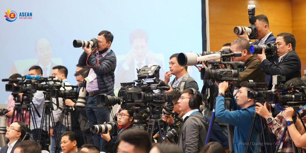 #ASEAN2020VN
#CohesiveAndResponsive
#37ASEANSummit 

Our sincere gratitude to the #Media for your hard work on covering and delivering updated news on #ASEAN2020. Without your amazing job, this wouldn't be a complete success.🥇🏆