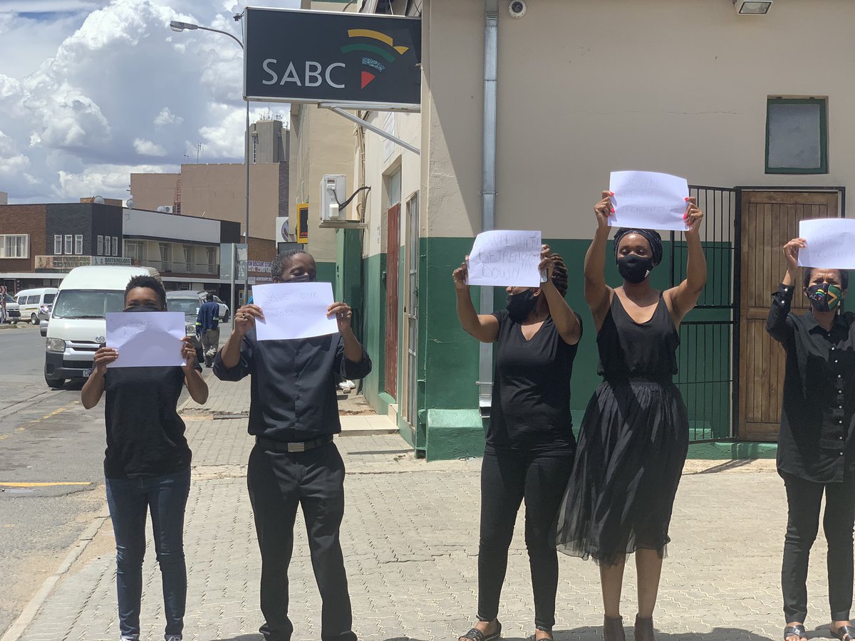 Maluleka's tweet photo. Northern Cape workers  #sabcpicket https://t.co/0jGxgUOMui