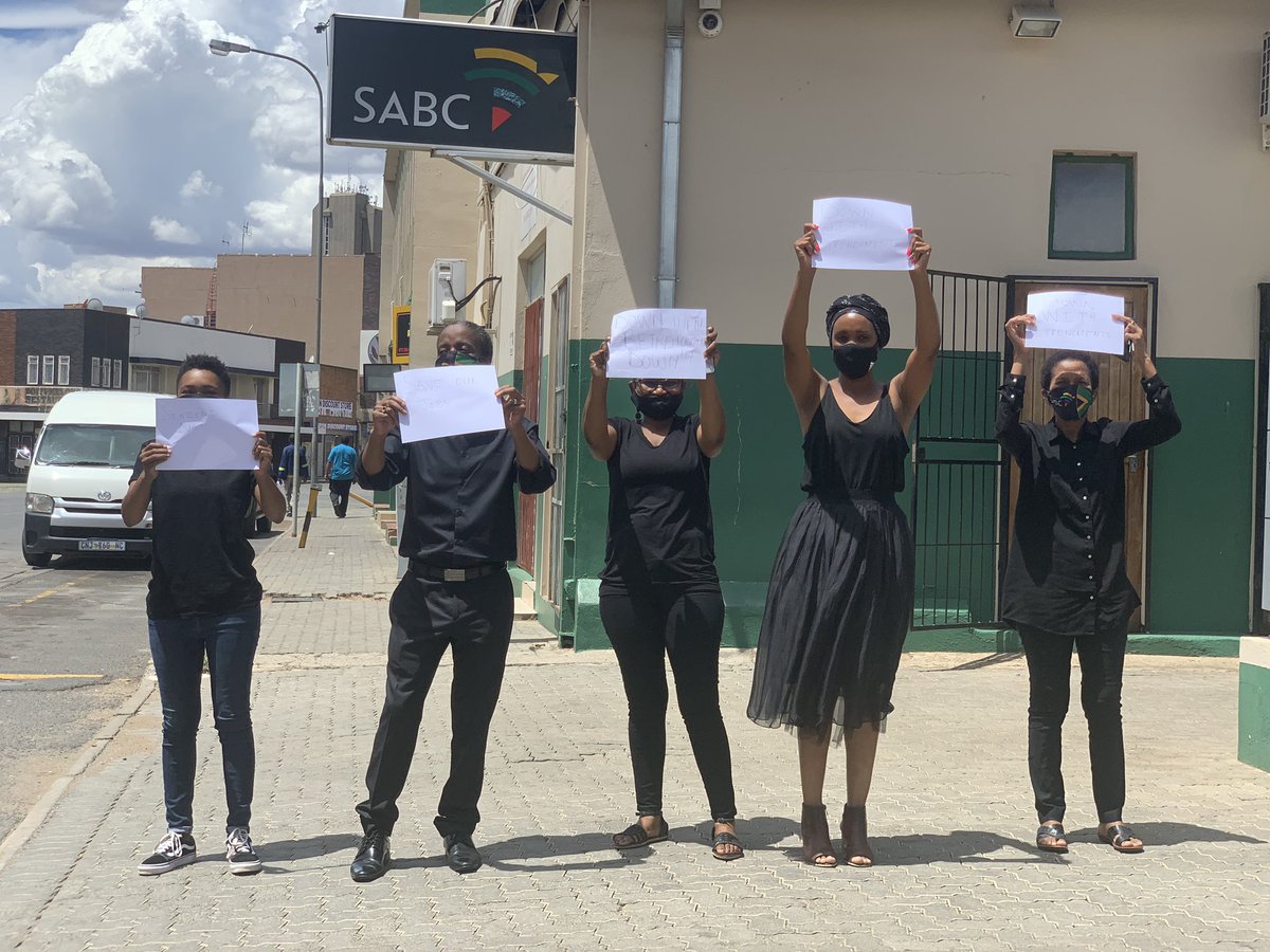 Maluleka's tweet photo. Northern Cape workers  #sabcpicket https://t.co/0jGxgUOMui