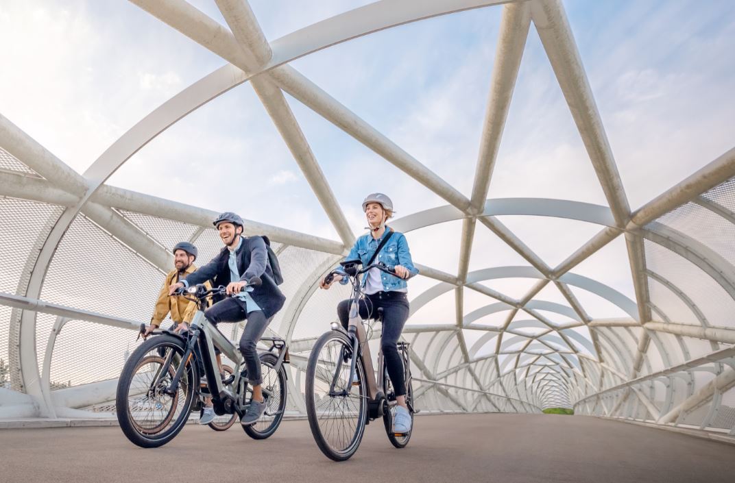 Why cycling is good for everything from retail sales to property prices (Streets with LTN style furniture see house prices rise)
cyclingindustry.news/why-cycling-is…