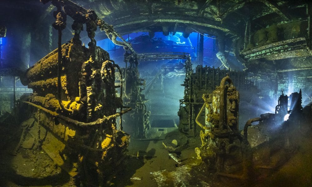ScubaverseMedia's tweet photo. Tobias Friedrich: Creative Lighting in Wrecks at the November NUPG meeting (Watch Video).
#BelowSurface #NUPG #uwphotography #wreck #diving #lighting #TobiasFriedrich #video #underwater #photography
https://t.co/B7s1VuRtTL https://t.co/o10Tt7qUtU