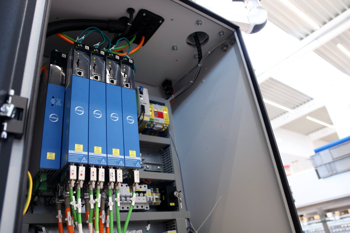 STOBERdrivesuk's tweet image. STOBER’s SI6 series drive controllers are installed in newest generation of Leicht Stanzautomation’s automated multiple winders for winding/unwinding strips and wires. Another example of STOBER collaboration. bit.ly/3eoJKo9 #Motors #precisionpositioning #transmissions