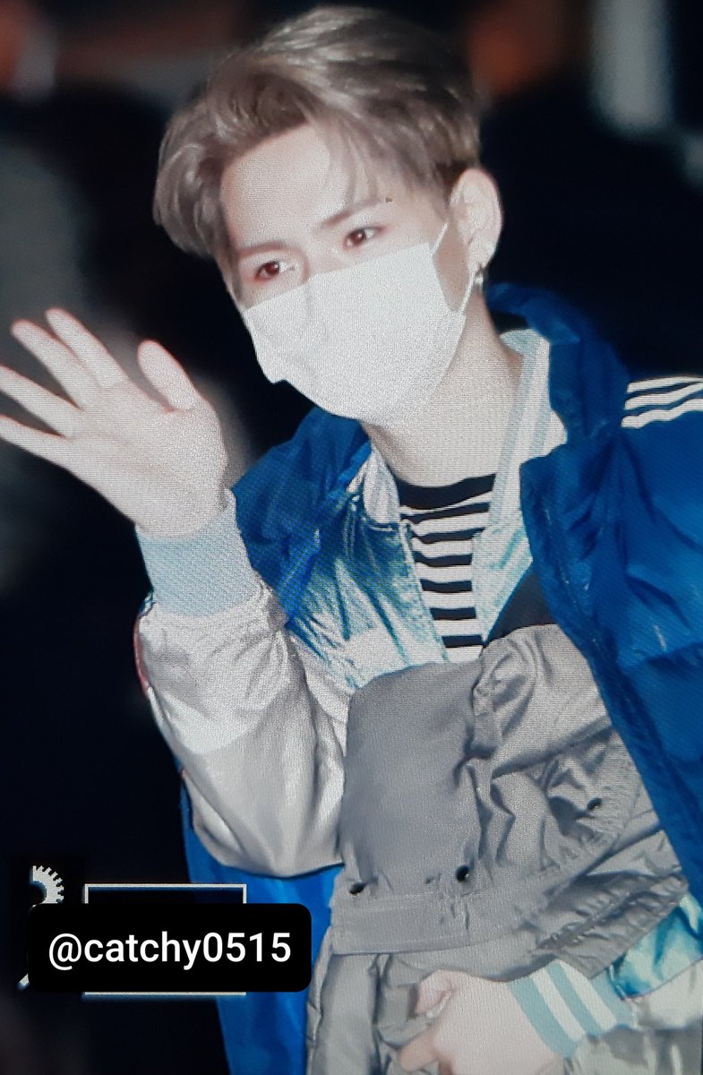 201116 퇴근 
오늘 수고했…🥺

#TREASURE #트레저 #YOSHI #요시 #ヨシ 
<a href="/treasuremember/">TREASURE</a>