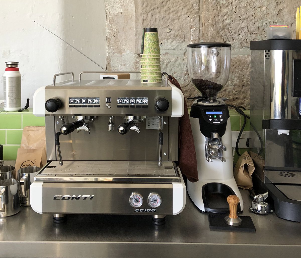 FCcoffeeCo's tweet photo. A snap from our install @NotheFort back in the summer! These perfect compact 2 group machines are great for anyone who has limited counter space! Both the @contiespressouk machine and also the @compakgrindersuk are in matt white making any counter look more fabulous! 
#Coffee https://t.co/8AfIQ9FWkS